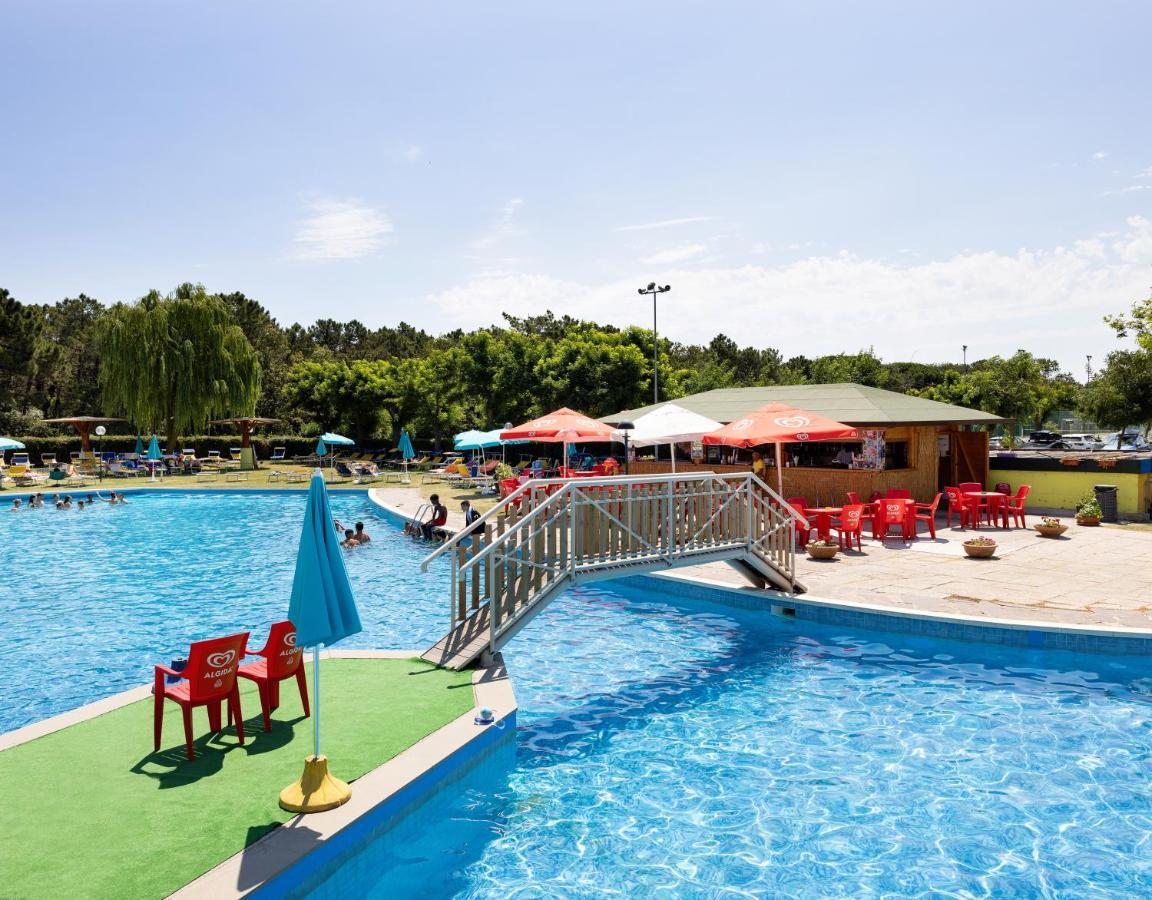 Mare Pineta 3* Casal Borsetti